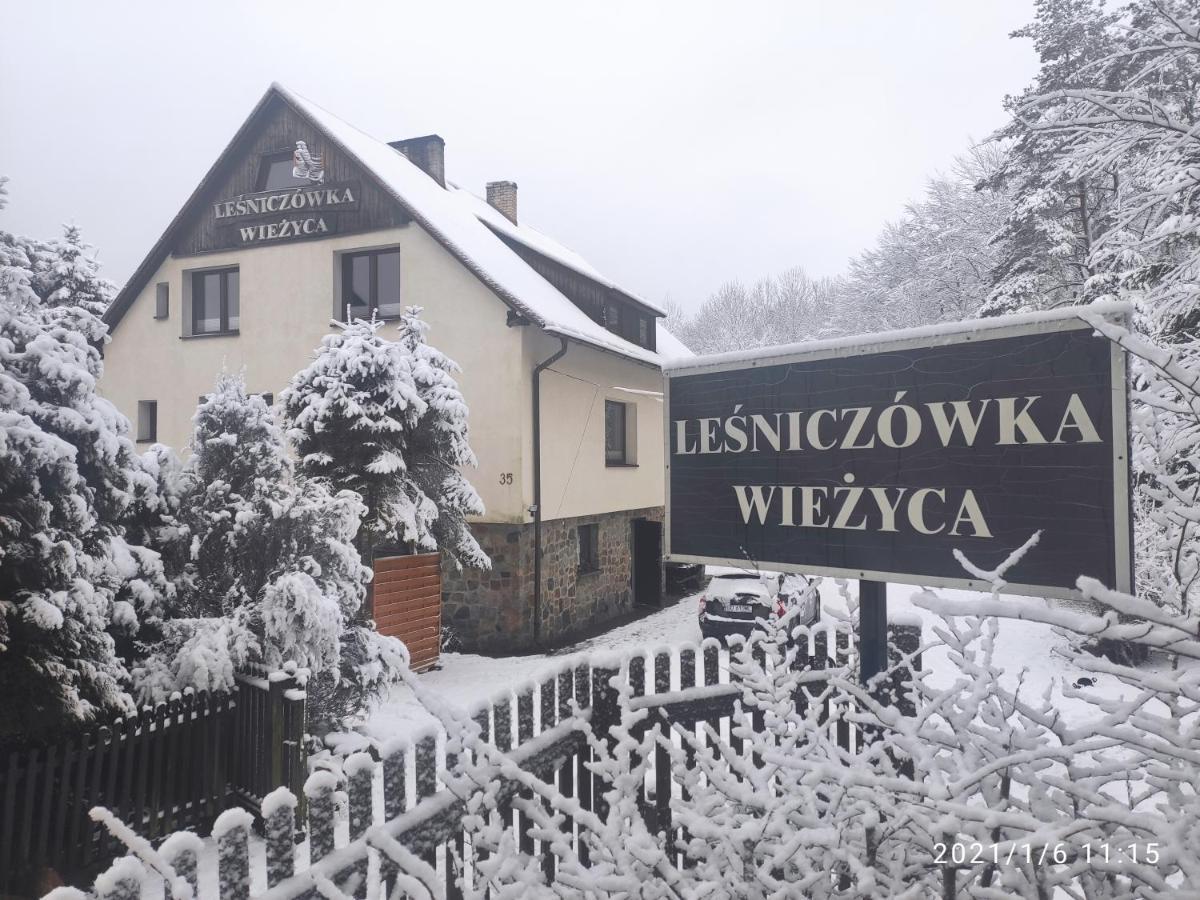 Lesniczowka Wiezyca I Domki Szymbark  Exteriör bild
